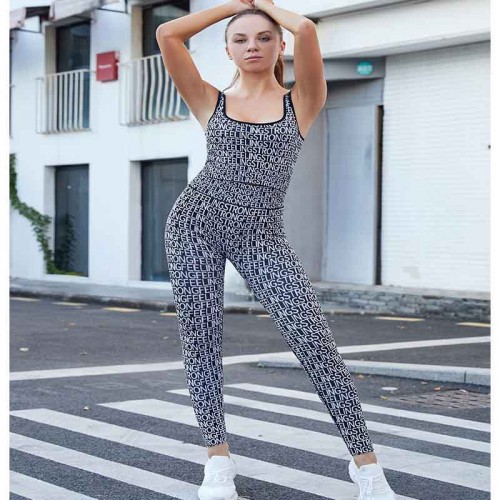 Letter Yoga suit halter top pattern high waist raise butt seamless yoga pants fitness wear women Europe and the United States