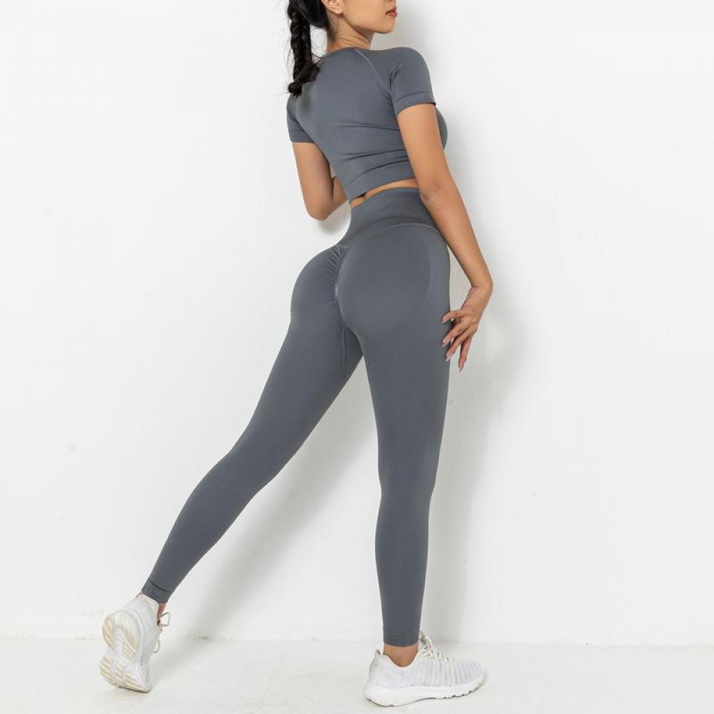 Europe and the United States seamless knit tight ass yoga clothing running fitness yoga suit women’s Sports Capri pants women 