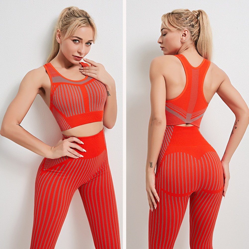 Europe and the United States seamless sports suit pattern quick dry shock-proof bra yoga suit fitness pants running two-piece set of women 